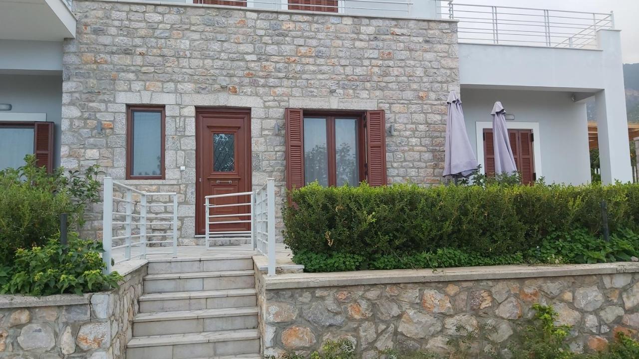 Poúlithra Light Blue Studios 2 מראה חיצוני תמונה